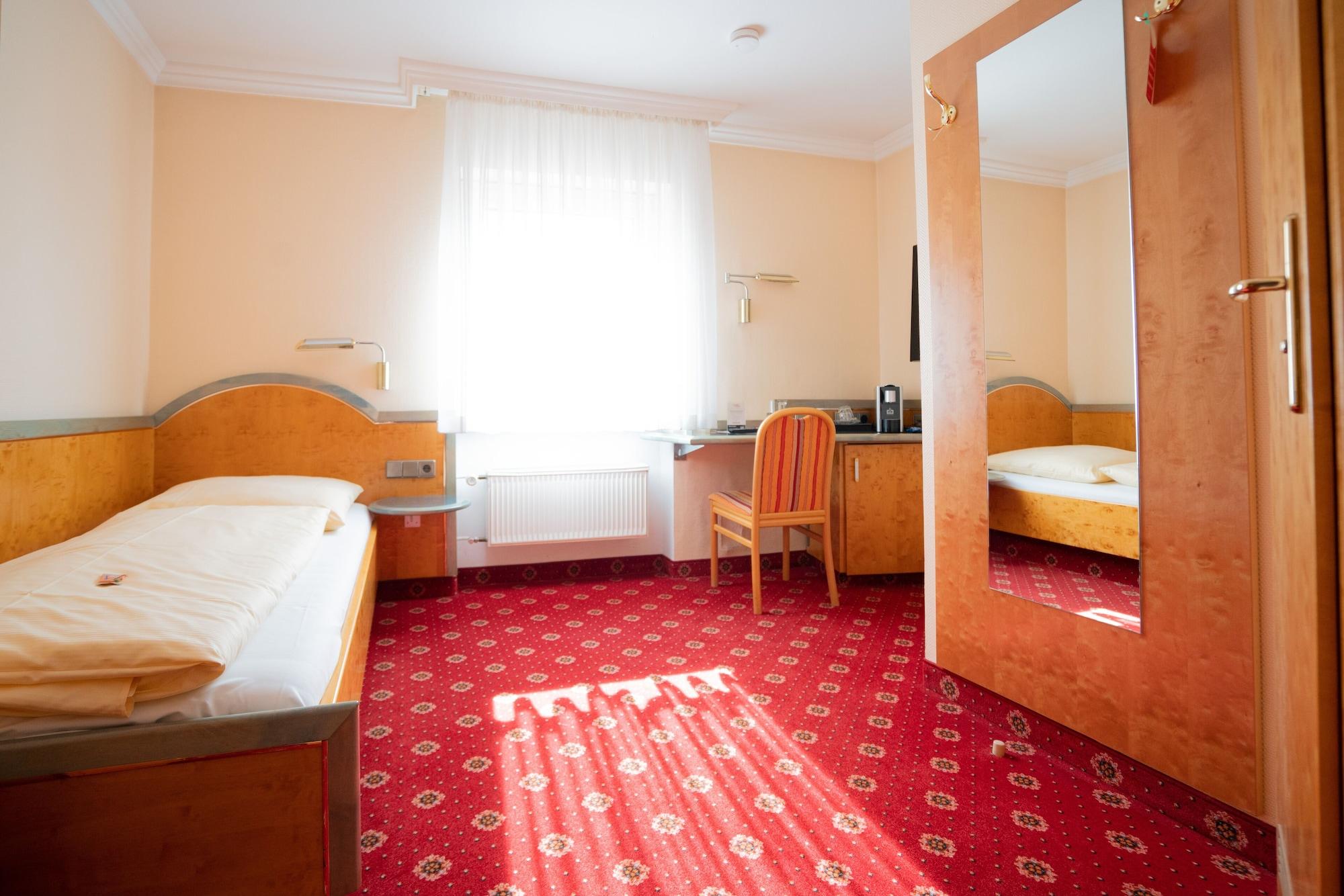 Hotel Adler - Paulas Alb Ehingen  Esterno foto