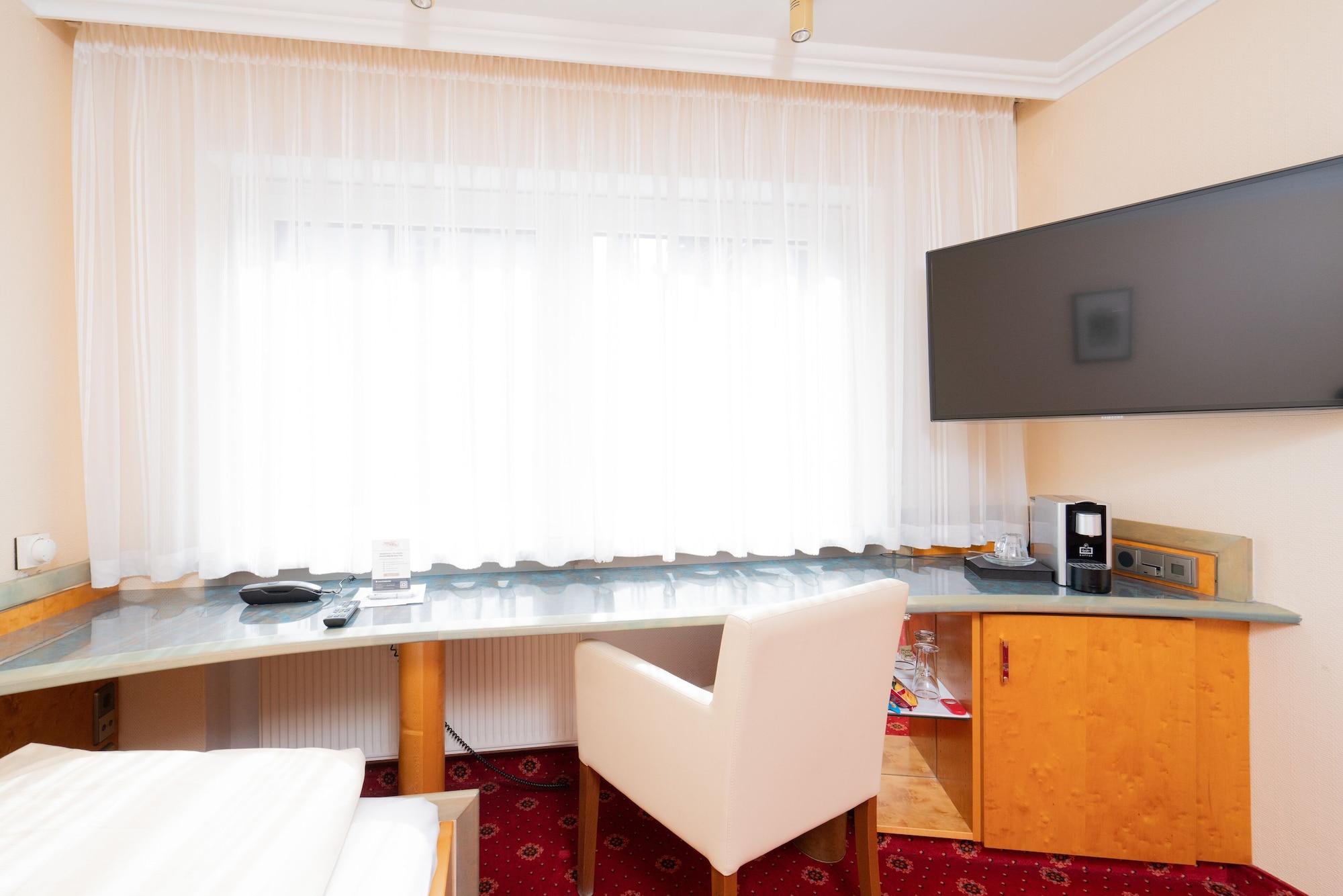 Hotel Adler - Paulas Alb Ehingen  Esterno foto